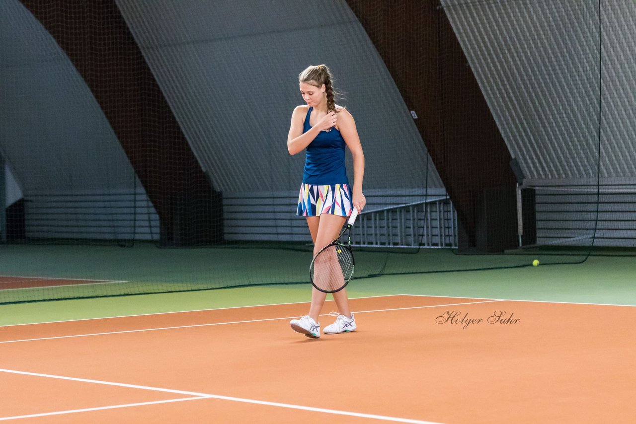 Bild 220 - Sparkasse Westholstein Pokal Marne